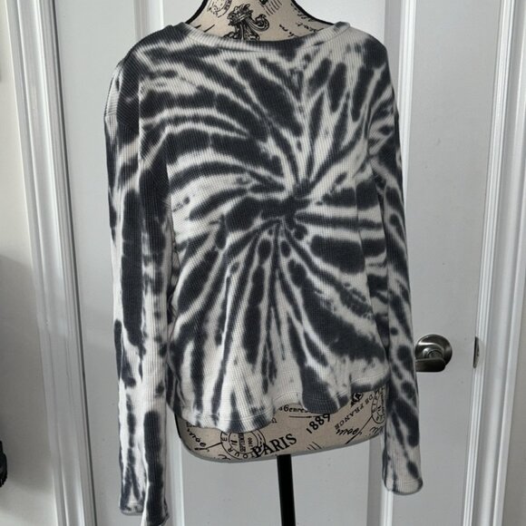 RD Style Tops - RD Style TieDye Blue Waffle Knit Women’s Long Sleeve Size L